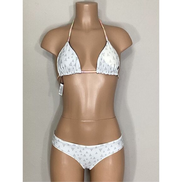 New. REEF reversible triangle cheeky bikini. - Picture 3 of 12